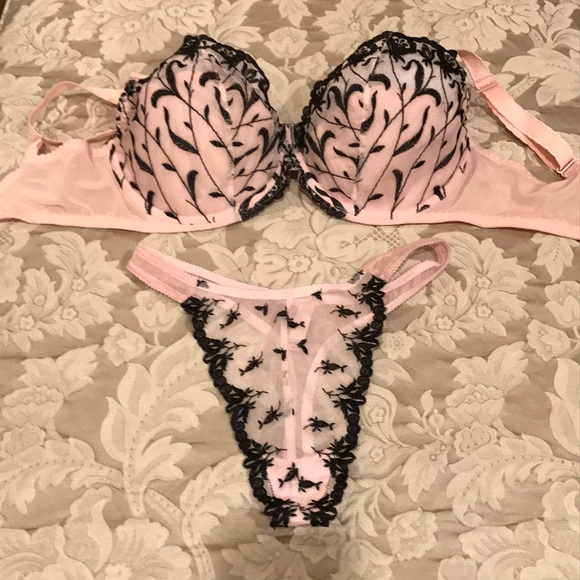 Victoria's Secret Other - VICTORIA'S SECRET SET